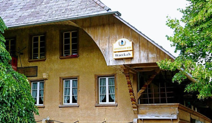 Bild eines Berner Bauernhauses, Wirtshaus
